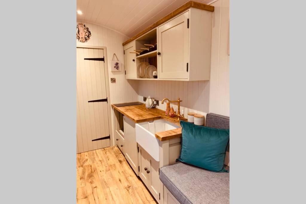 Lle Mary - Beautiful Views, Hot Tub, Secluded, Dog Welcome, Barmouth Llanddwywe Екстер'єр фото
